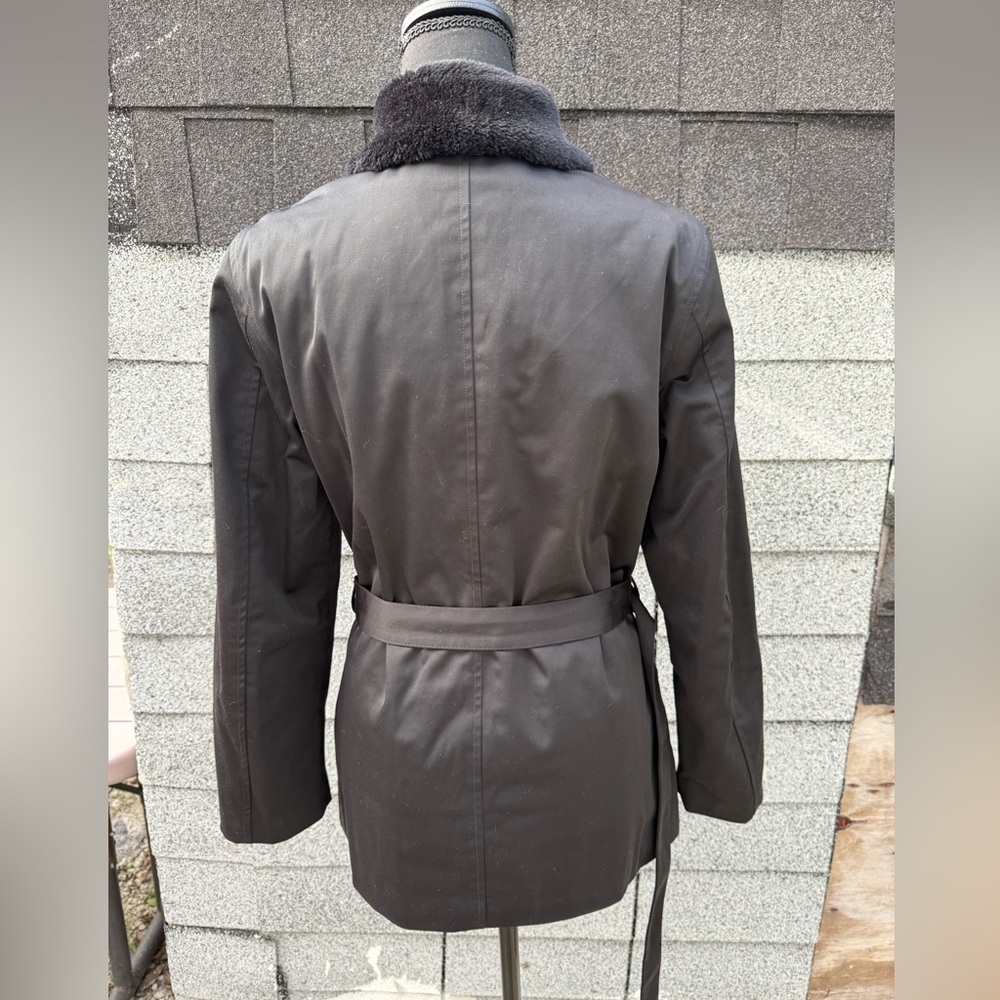 Eddie Bauer women’s black belted jacket with faux fur collar, Size S - Picture 3 of 13
